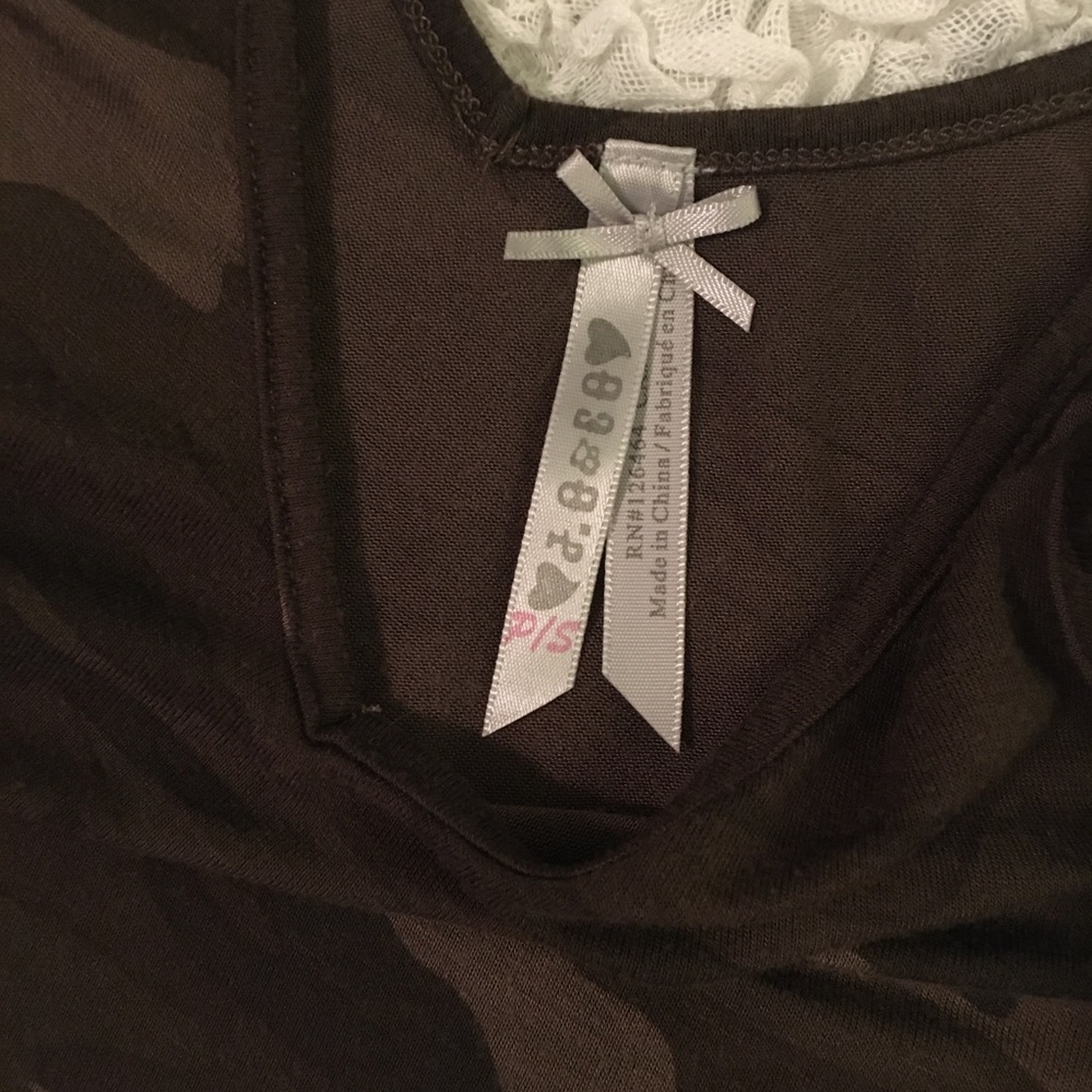 Camo Tank Top - Picture 2 of 3